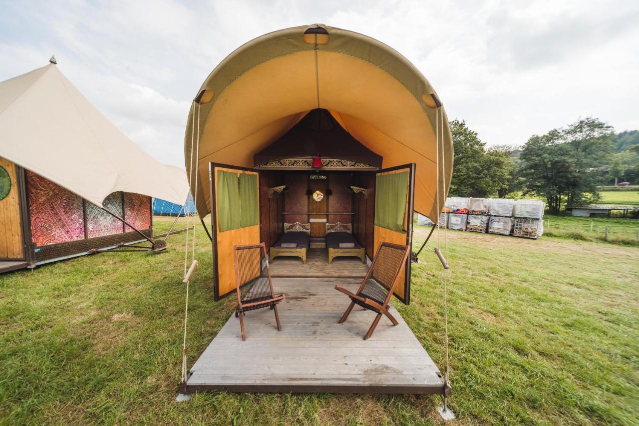 Glamping F1 Austrian Grand Prix Spielberg Bei Knittelfeld Exterior photo